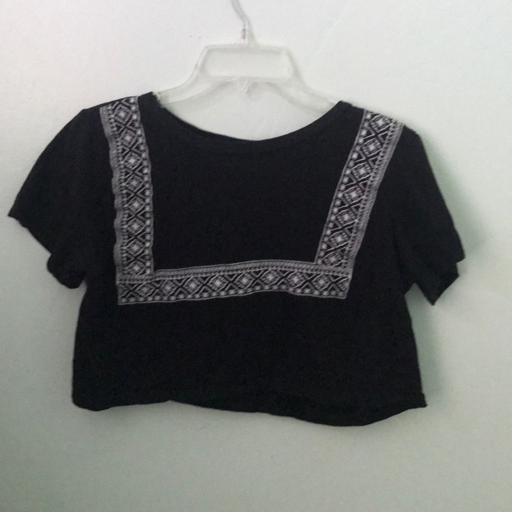 Cropped Black Embroidered Top Size Small